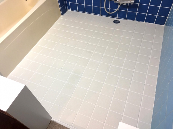 第二ミサワビル風呂タイル改修工事施工後画像